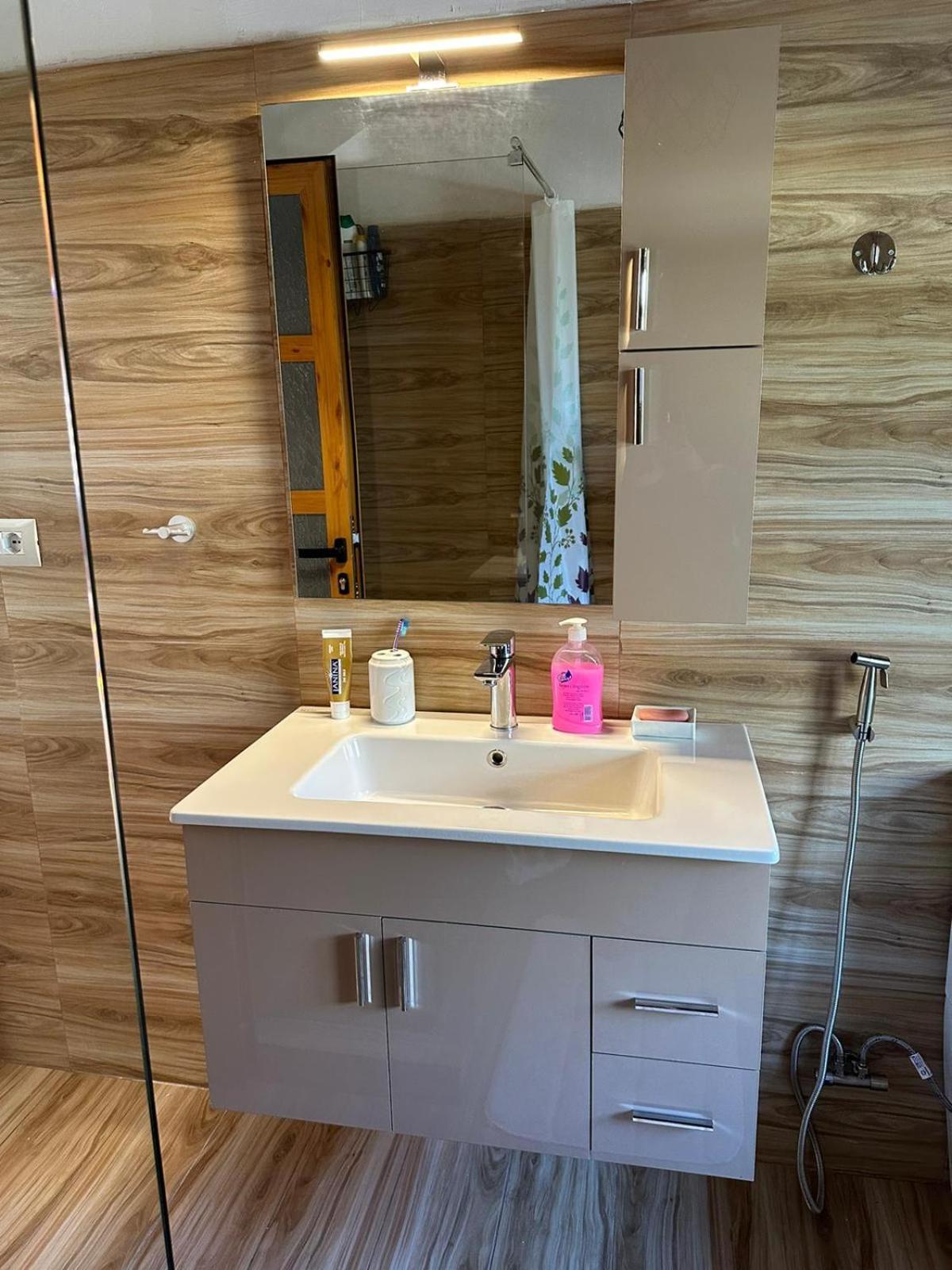 Alimeti Guesthouse Berat Eksteriør bilde